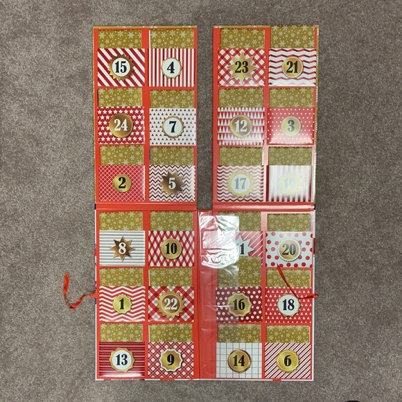 Disney storybook collection advent calendar - Picture 2 of 4